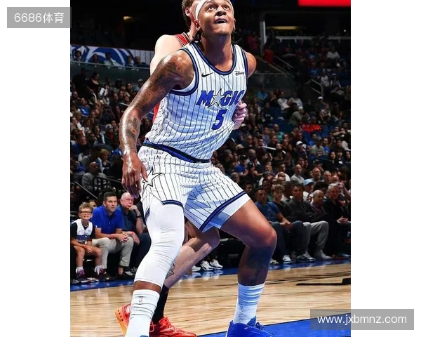 拉门斯本赛季英超每90分钟平均阻止0.66球,为参赛球员最多 拉门斯本赛季英超每90分钟平均阻止0.66球,为参赛球员最多