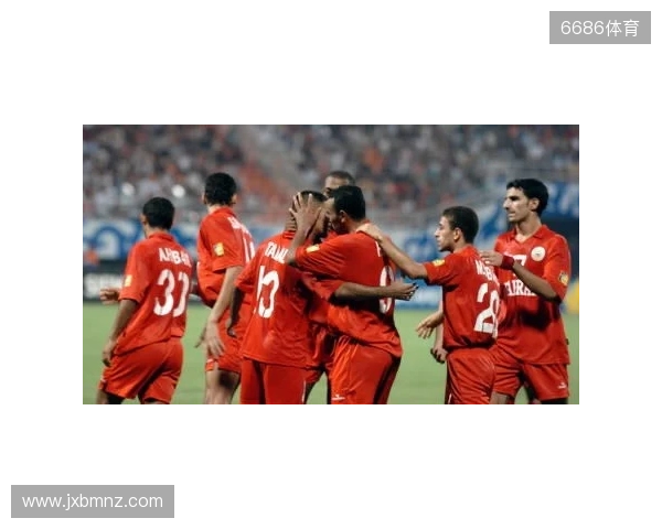 亚预赛出线关键战！中国香港vs新加坡首发：安永佳、陈晋一领衔